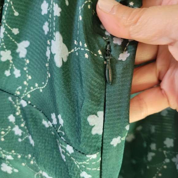 Wyse London shira blossom ditsy floral satin long sleeve maxi dress green 6 - Picture 9 of 14